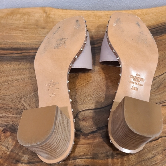 Valentino Soul Rockstud Slide Heeled Mule Sandal in Poudre - Picture 10 of 12